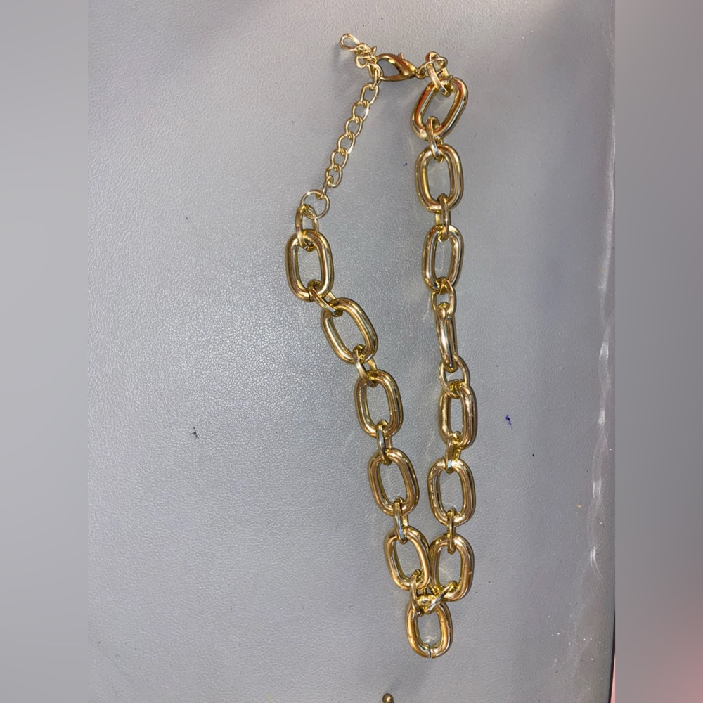 Chain necklace
